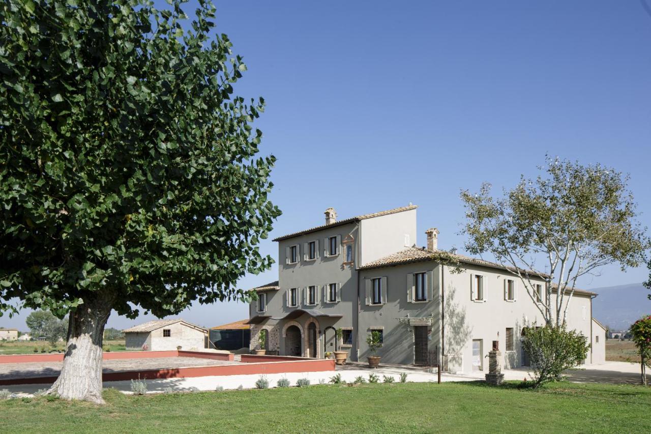Seipetali Aparthotel Cannara Екстериор снимка